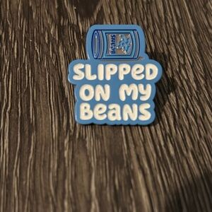 Bluey 'Slipped On My Beans' Enamel Pin